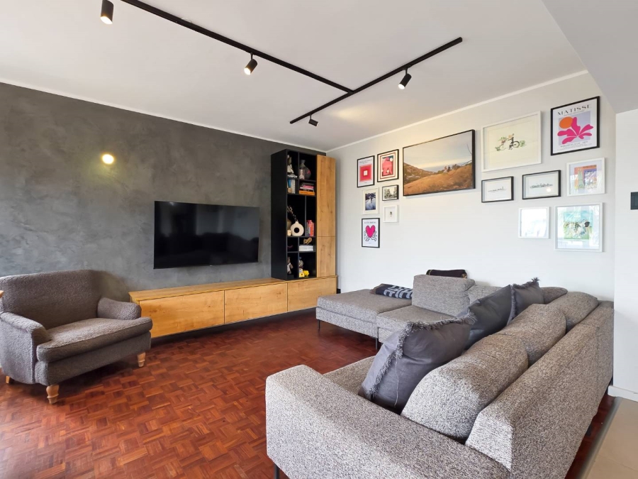 To Let 2 Bedroom Property for Rent in Sea Point Western Cape